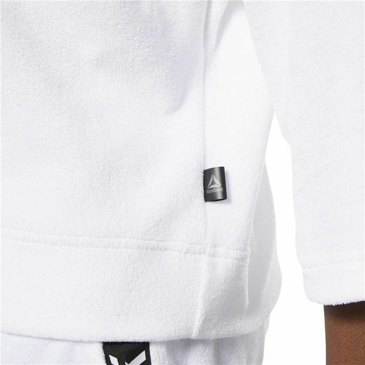 V7HD5D1E9FFF67C2BA825CFD24D592AC0B1R4747335P7