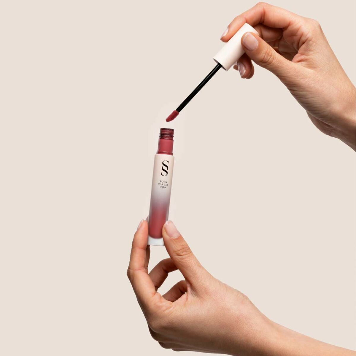 V3HB30835A692412A20B0FC24BE49A56AA7R6240987P3