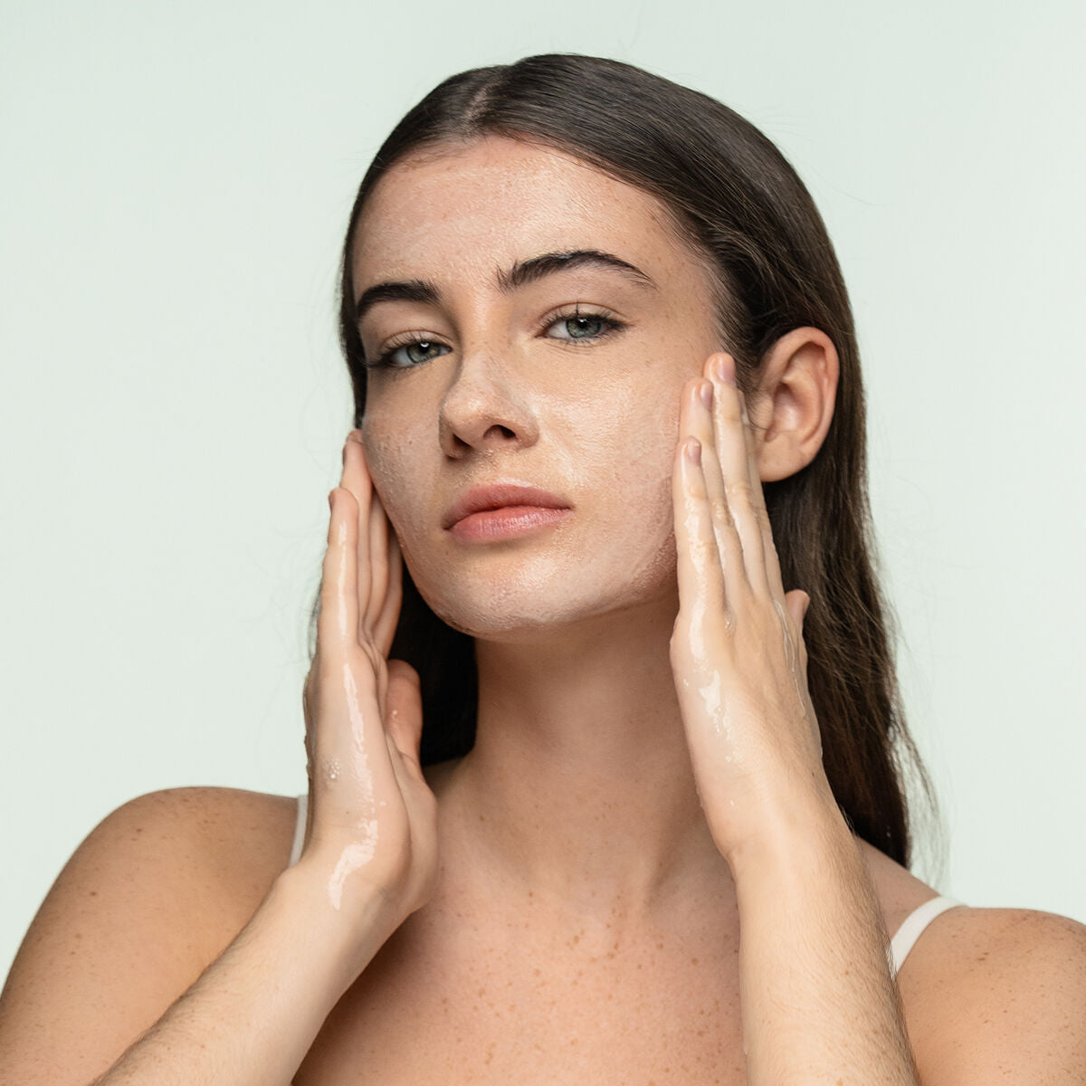 V7H6EC239E1435B7F762A2EB11B50B21661R5278085P3